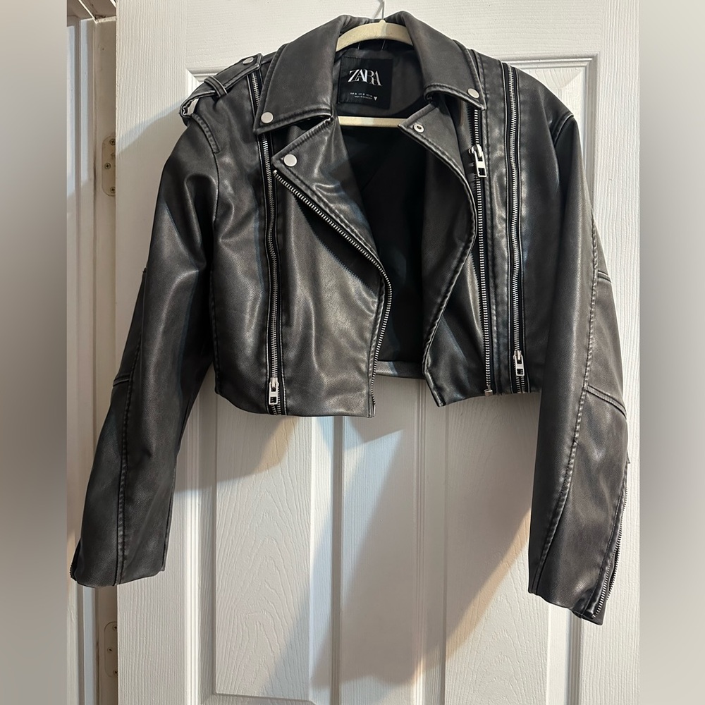 Zara Faux LeatherJacket SZ small